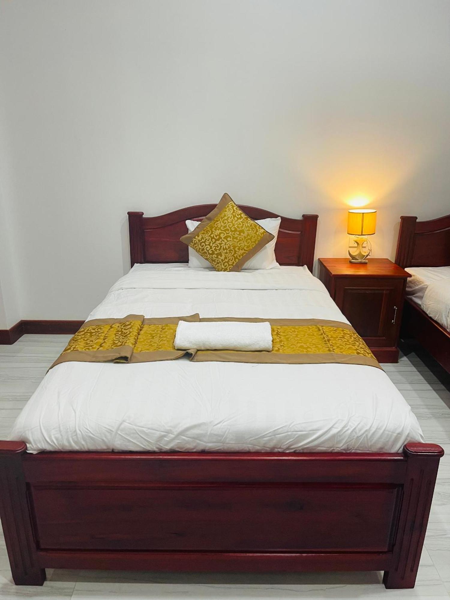 Phailin Hotel Луанґпхабанґ Екстер'єр фото
